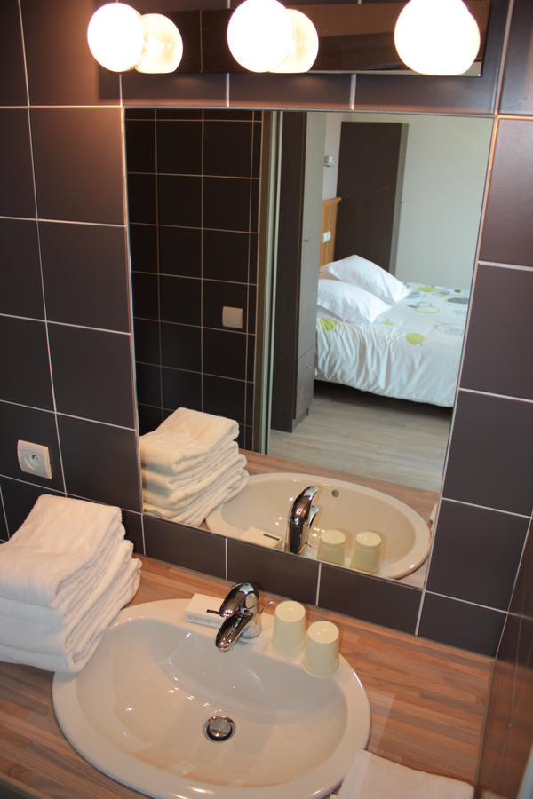 Auberge De La Sapiniere Cros-de-Ronesque Zimmer foto