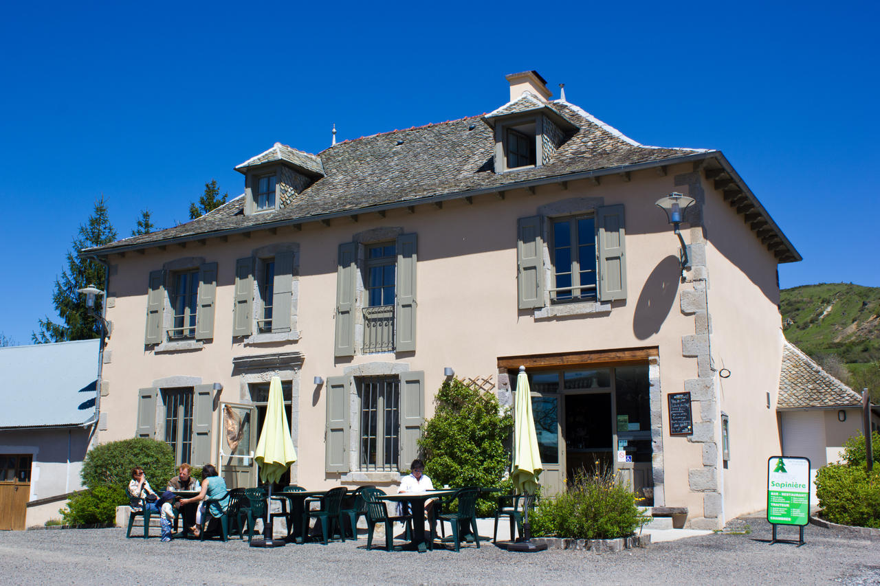 Auberge De La Sapiniere Cros-de-Ronesque Exterior foto